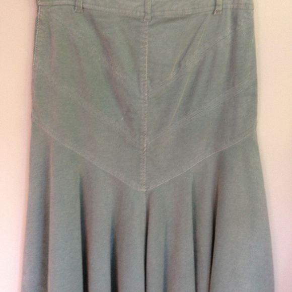COPY - SITWELL Anthropologie corduroy skirt sage sz 2 - Picture 4 of 7